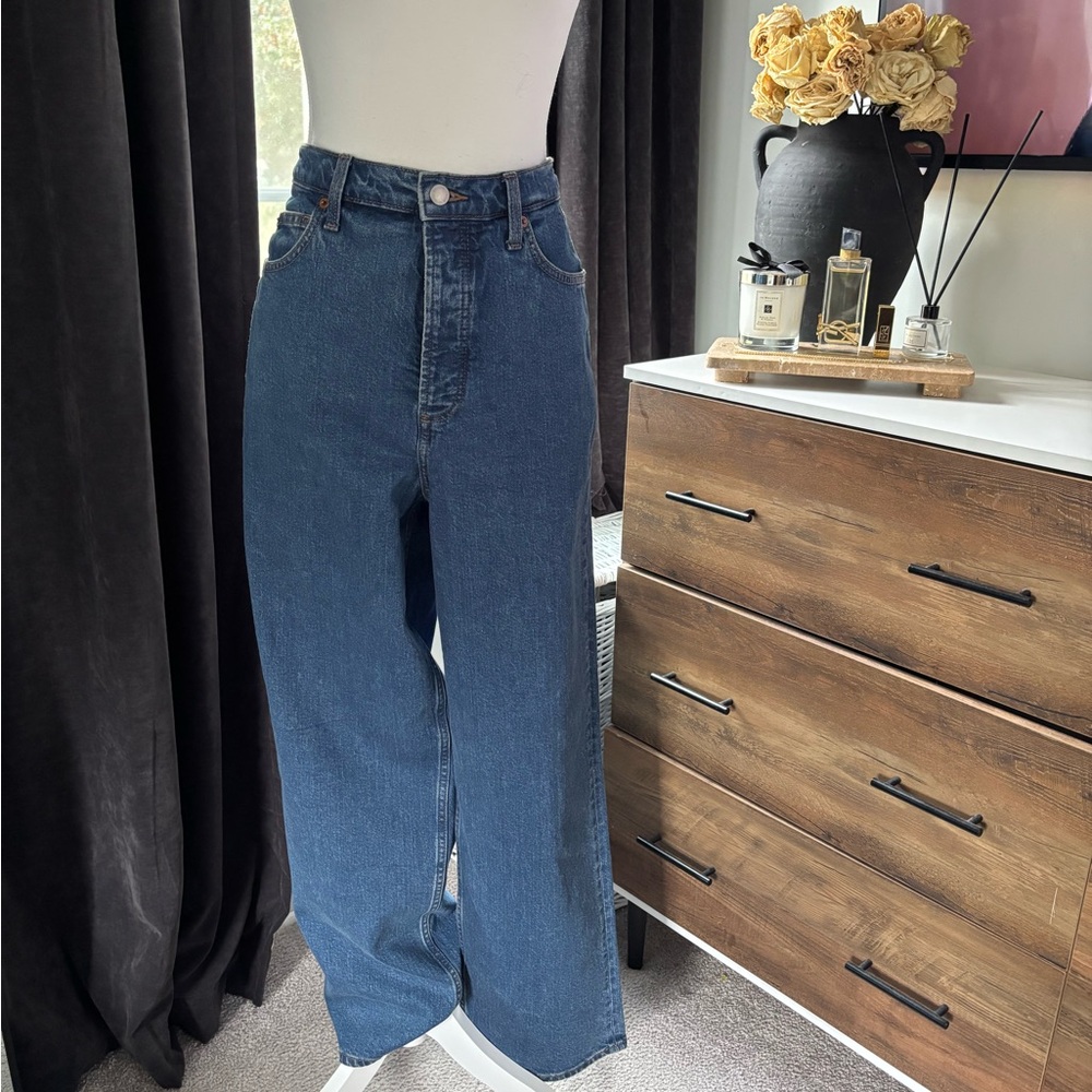 NWOT!! Universal Thread Deep Blue Wide Leg Jeans